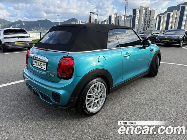 Mini Cooper Convertible Standard 3rd Generation — пробег 150 100 км — фото 2 из 5