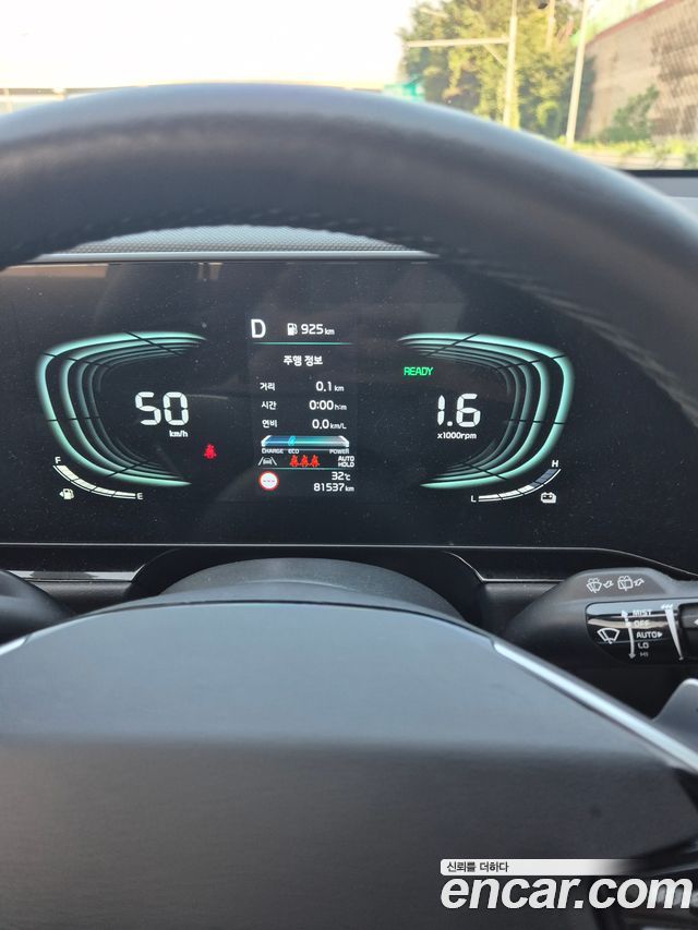 Kia Niro Prestige — пробег 81 537 км — фото 1 из 5