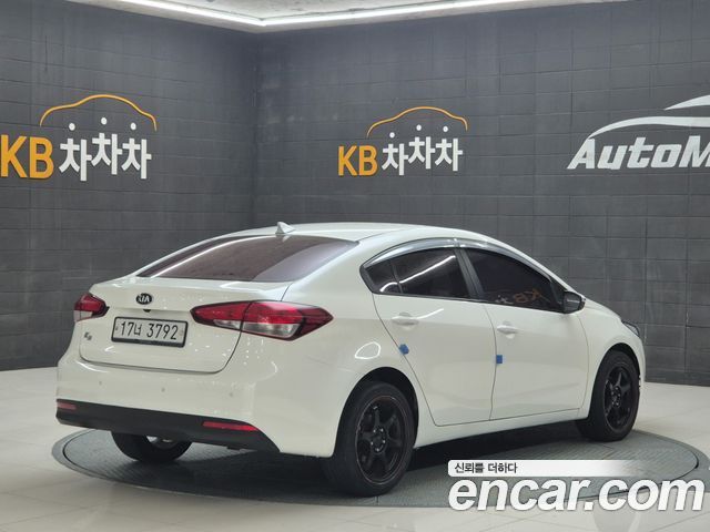 Kia K3 из Кореи Encar