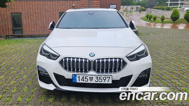 BMW 2-Series 220i M Sports — пробег 8 055 км — фото 1 из 5
