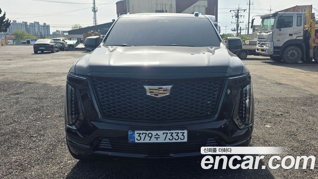 Cadillac Escalade 6.2 ESV ESV Sports Platinum — пробег 3 924 км — фото 1 из 5