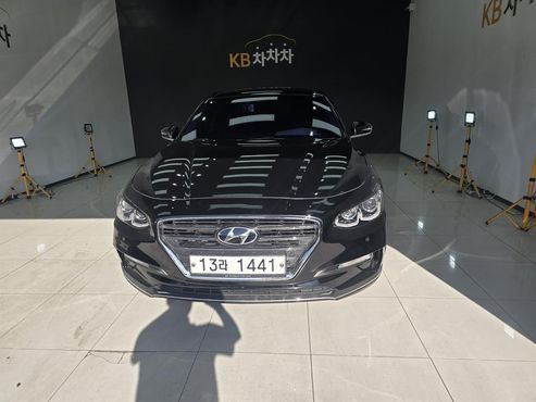 Hyundai Grandeur 2.4 Premium — пробег 97 000 км — фото 3 из 5