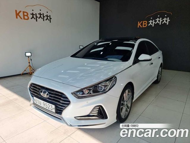 Hyundai Sonata 2.0 Modern — пробег 120 000 км — фото 1 из 5