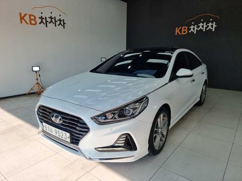 Hyundai Sonata 2.0 Modern — пробег 120 000 км — фото 1 из 5