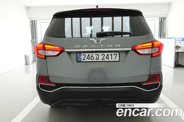 Ssangyong Rexton из Кореи Encar
