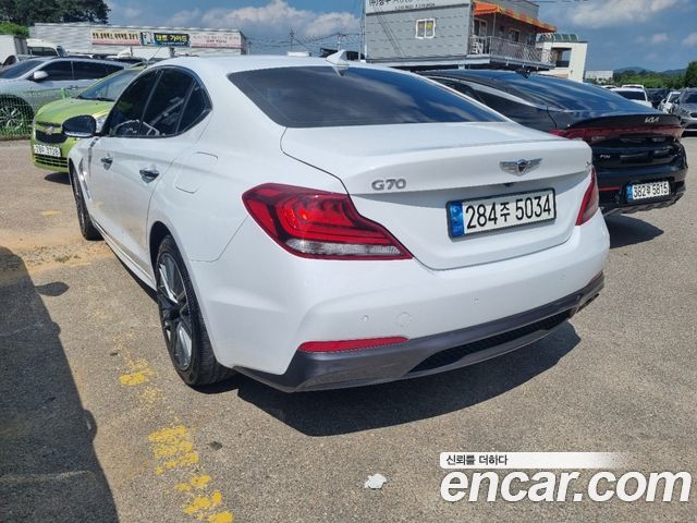 Genesis G70 2.0T AWD Supreme — пробег 117 813 км — фото 4 из 5