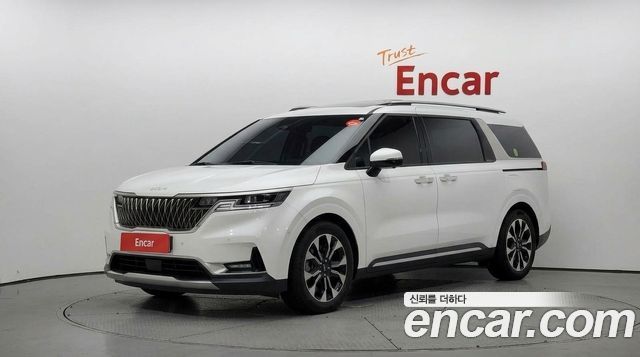 Kia Carnival Diesel 9-Seater Signature — пробег 31 468 км — фото 1 из 5