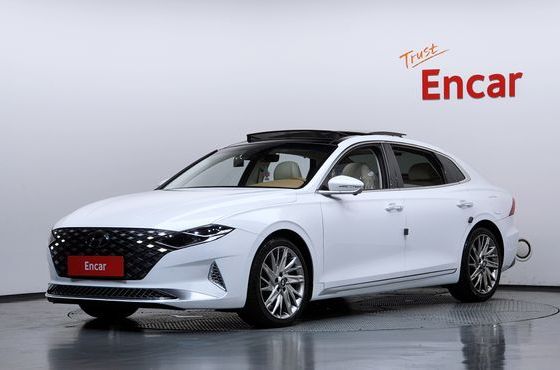 Hyundai Grandeur 2.5 Calligraphy — пробег 68 558 км — фото 1 из 5