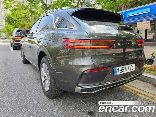 Genesis GV70 2.5T Gasoline AWD — пробег 3 047 км — фото 4 из 5