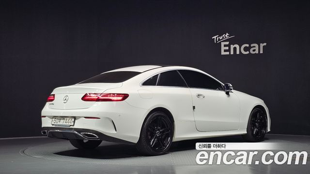 Mercedes-Benz E-Class из Кореи Encar