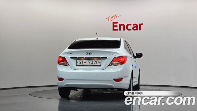 Hyundai Accent из Кореи Encar