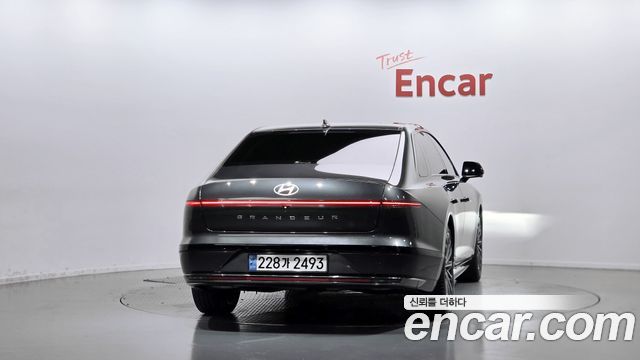 Hyundai Grandeur из Кореи Encar