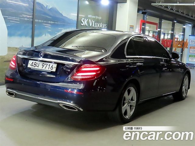 Mercedes-Benz E-Class из Кореи Encar