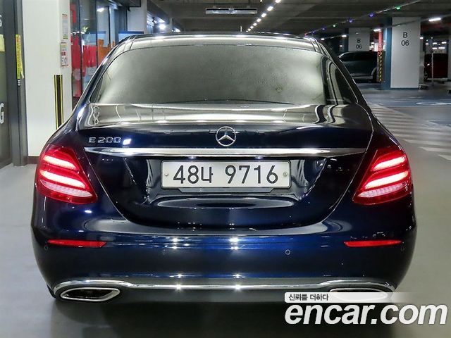 Mercedes-Benz E-Class из Кореи Encar