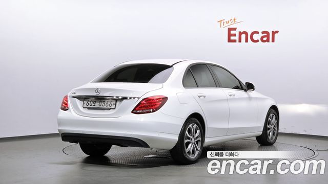Mercedes-Benz C-Class из Кореи Encar
