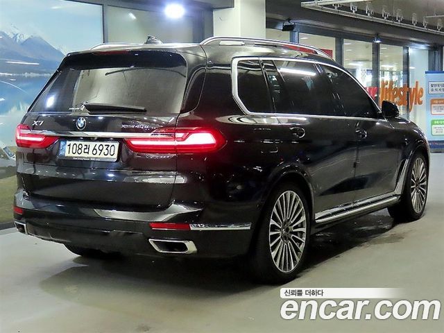 BMW X7 xDrive 40d Design Pure Excellence 7-Seater — пробег 105 166 км — фото 2 из 5