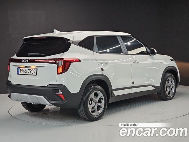 Kia Seltos из Кореи Encar