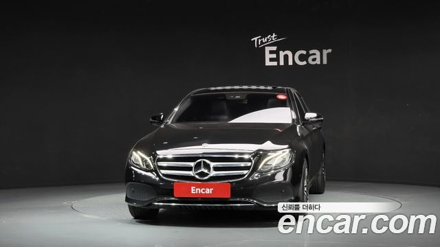Mercedes-Benz E-Class из Кореи Encar