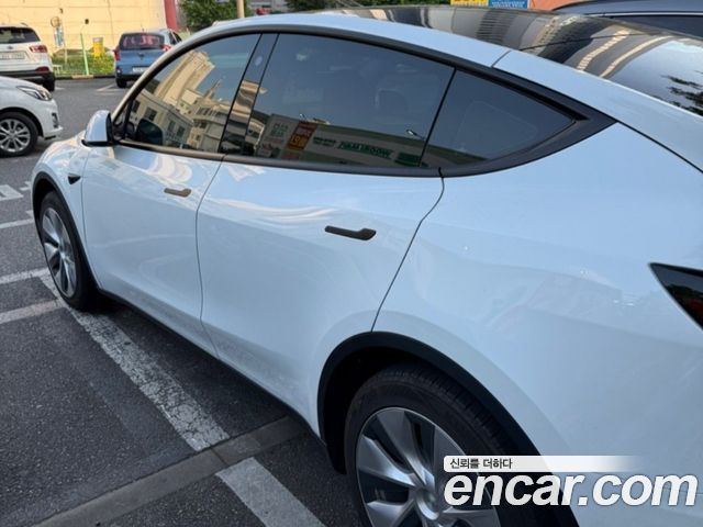 Tesla Model Y RWD — пробег 46 000 км — фото 5 из 5
