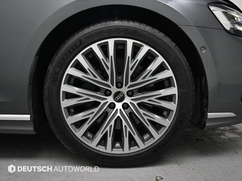 Audi A8 55 TFSI Quattro Premium LWB — пробег 65 300 км — фото 5 из 5