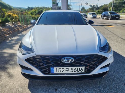 Hyundai Sonata 2.0 Premium Plus — пробег 57 401 км — фото 1 из 5