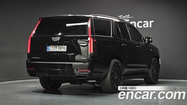 Cadillac Escalade 6.2 Sports Platinum — пробег 1 884 км — фото 2 из 5