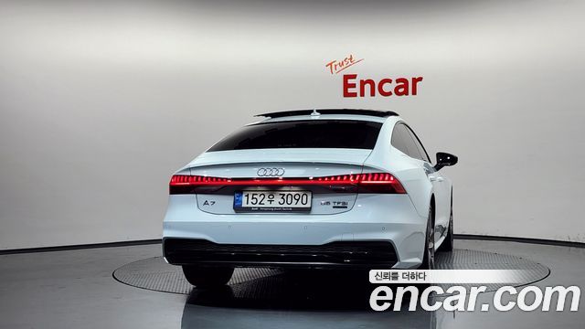 Audi A7 55 TFSI Quattro Premium — пробег 22 995 км — фото 4 из 5