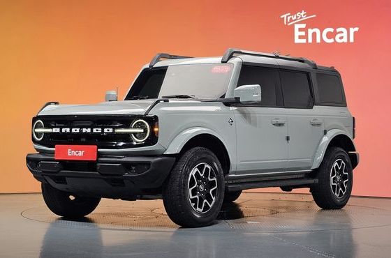 Ford Bronco 2.7 Outer Banks — пробег 66 860 км — фото 1 из 5