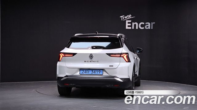 Renault (Samsung) Scenic Iconic — пробег 15 019 км — фото 4 из 5