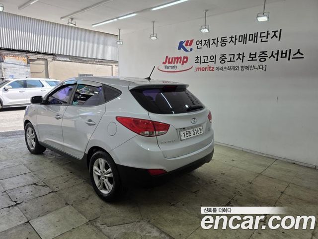 Hyundai Tucson Diesel 2WD X20 Luxury — пробег 99 077 км — фото 4 из 5