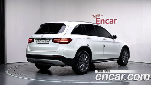 Mercedes-Benz GLC-Class GLC350e 4MATIC Premium — пробег 48 199 км — фото 2 из 5