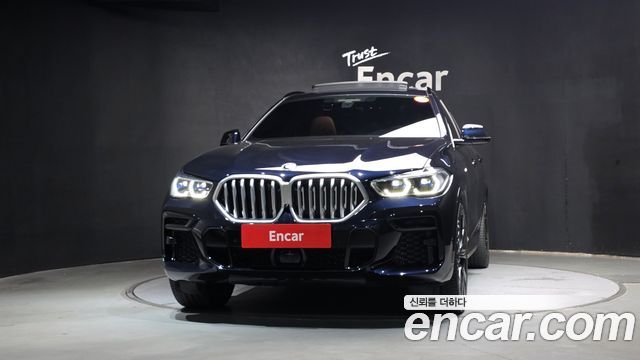 BMW X6 xDrive40i M Sports Online Exclusive Edition — пробег 26 872 км — фото 3 из 5