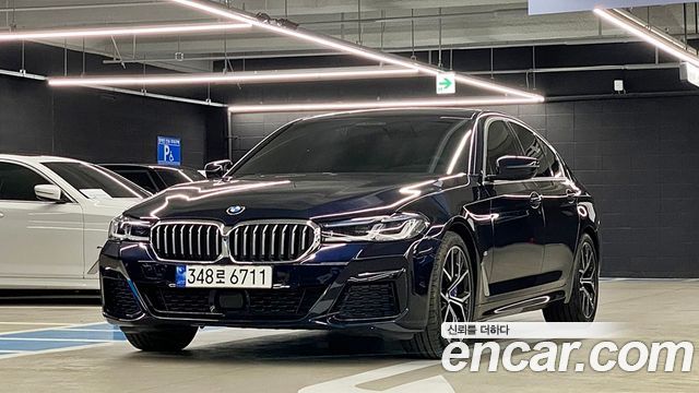 BMW 5-Series 530i M Sport Package — пробег 9 564 км — фото 1 из 5