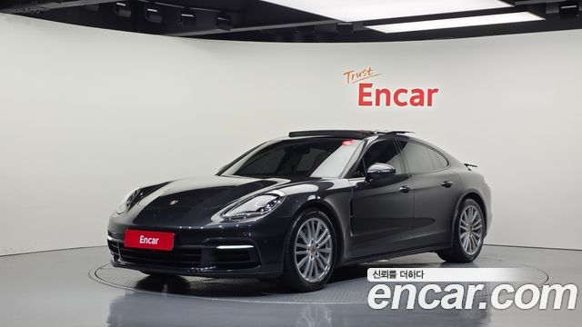 Porsche Panamera 3.0 AWD — пробег 113 313 км — фото 1 из 5