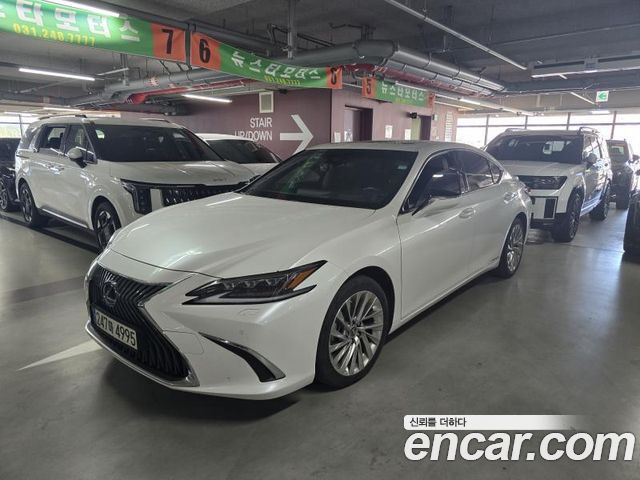 Lexus ES Executive — пробег 140 169 км — фото 1 из 5