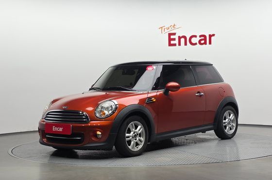 Mini Cooper SE — пробег 116 187 км — фото 1 из 5