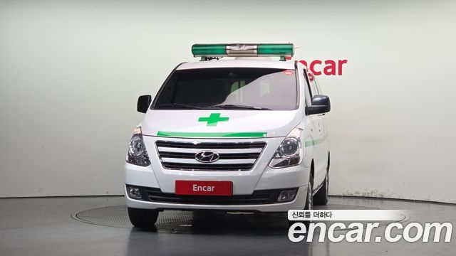 Hyundai Starex Ambulance — пробег 50 387 км — фото 3 из 5