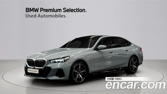 BMW 5-Series 530i xDrive M Sport — пробег 4 099 км — фото 1 из 5