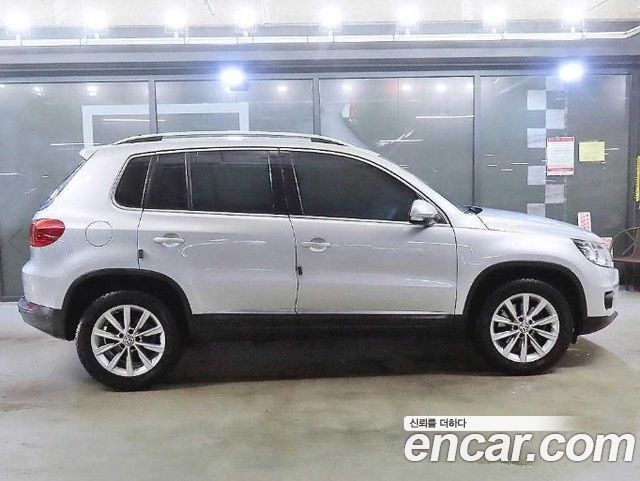 Volkswagen Tiguan 2.0 TDI Comfort 5N — пробег 78 822 км — фото 3 из 5