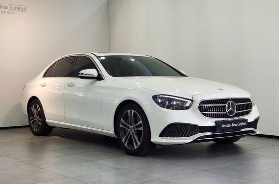 Mercedes-Benz E-Class E350 4MATIC Avantgarde — пробег 34 458 км — фото 1 из 5