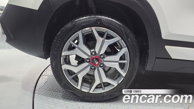 Kia Seltos из Кореи Encar