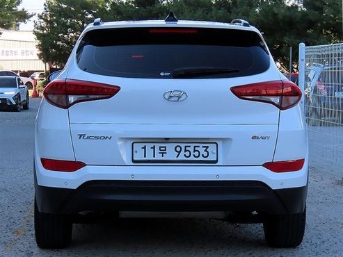 Hyundai Tucson Diesel 1.7 2WD Modern — пробег 92 774 км — фото 4 из 5