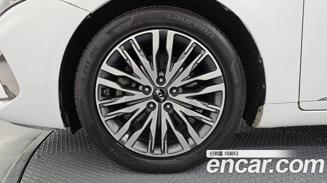Kia K7 из Кореи Encar