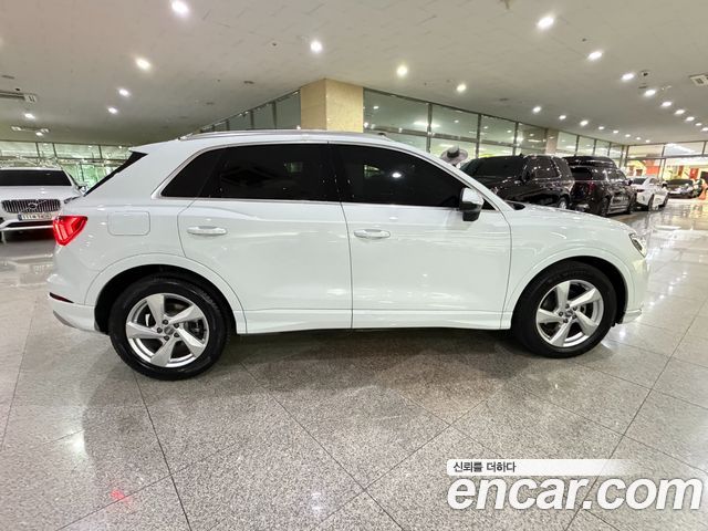 Audi Q3 35 TDI Premium — пробег 47 305 км — фото 5 из 5