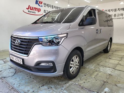 Hyundai Starex Van 3-Seater Smart — пробег 71 000 км — фото 4 из 5