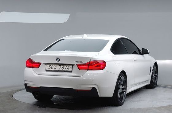 BMW 4-Series 420i M Sport Coupe — пробег 87 191 км — фото 2 из 5