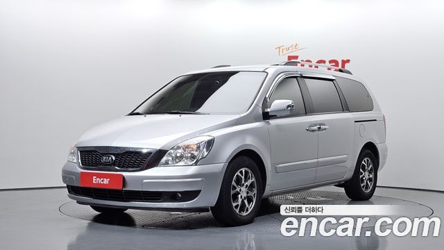 Kia Carnival New Carnival Limousine President — пробег 240 556 км — фото 1 из 5