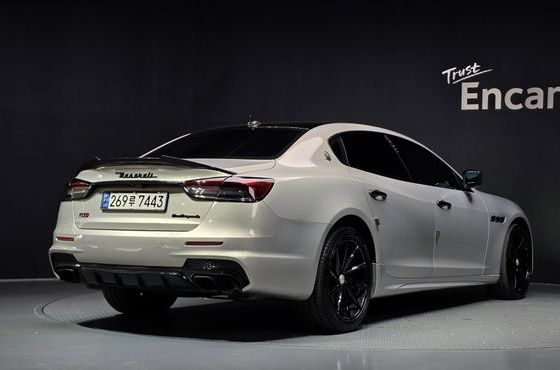 Maserati Quattroporte GTS 3.8 V8 — пробег 122 544 км — фото 2 из 5
