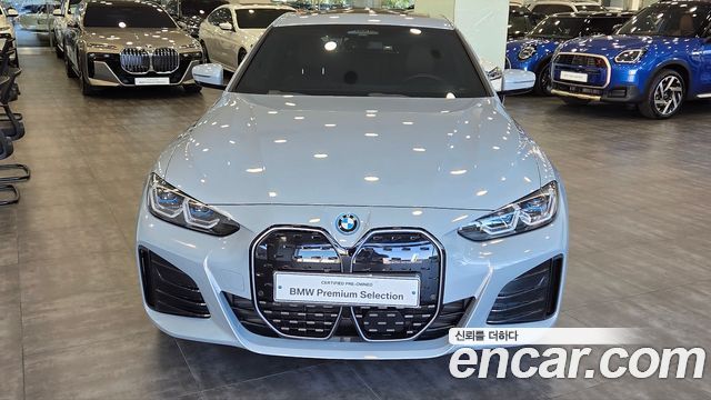 BMW i4 eDrive40 M Sports Pro — пробег 43 262 км — фото 3 из 5