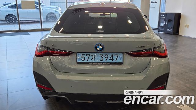BMW i4 eDrive40 M Sports Pro — пробег 43 262 км — фото 4 из 5